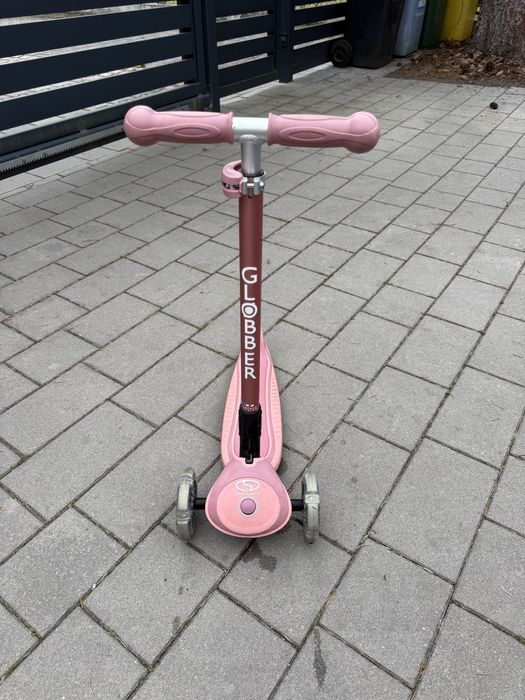 Hulajnoga dziecieca trojkolowa Globber
