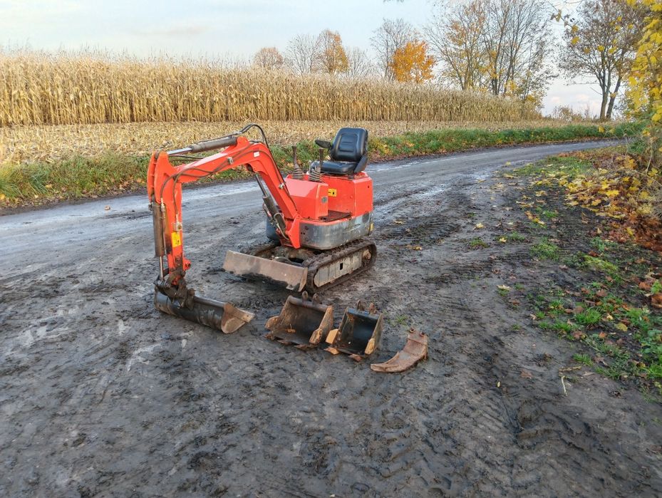 Minikoparka WE 08 ( 2020r ) z osprzętem diesel ( nie Kubota )