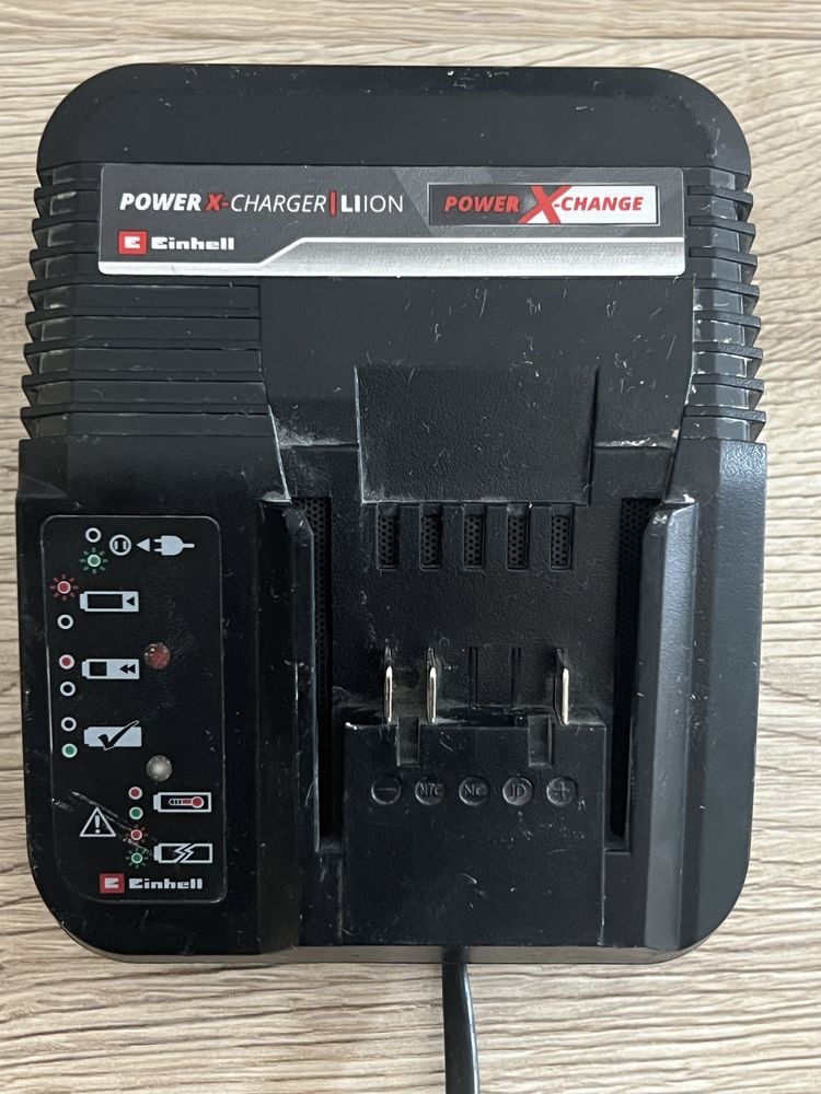Ładowarka Einhell Power X Charger 3a