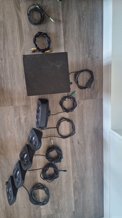 Sistema de som Logitech Home cinema Z506- 5.1