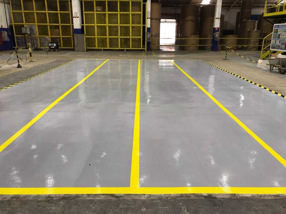 Serviços de pinturas, reparações, aplicação de pladur, pedreiro