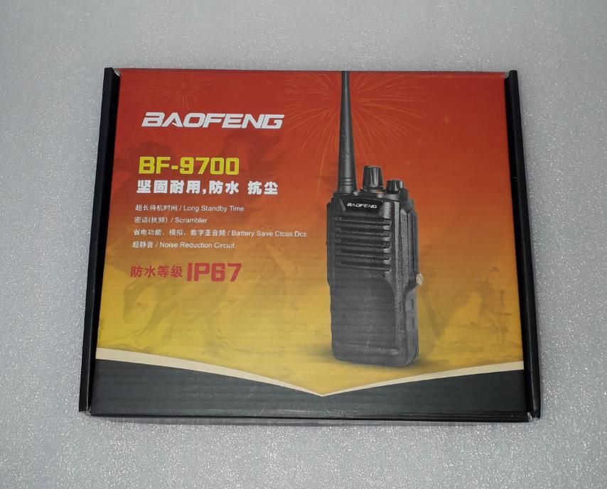 Рация влагозащищенная Baofeng BF-9700, 8 вт, с гарнитурой.