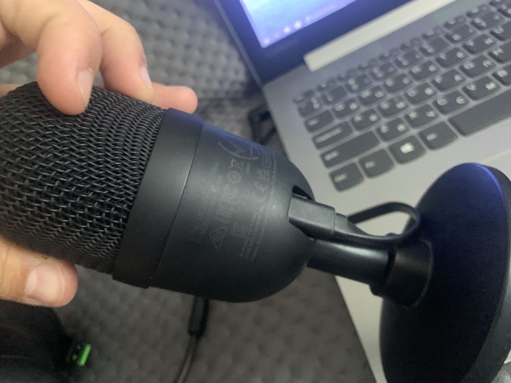 Razer mini микрофон от компании рейзер