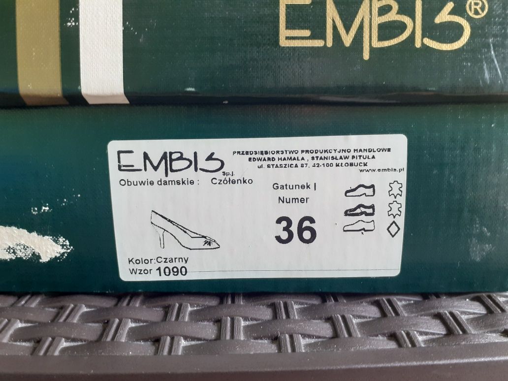 Buty na obcasie Embis
