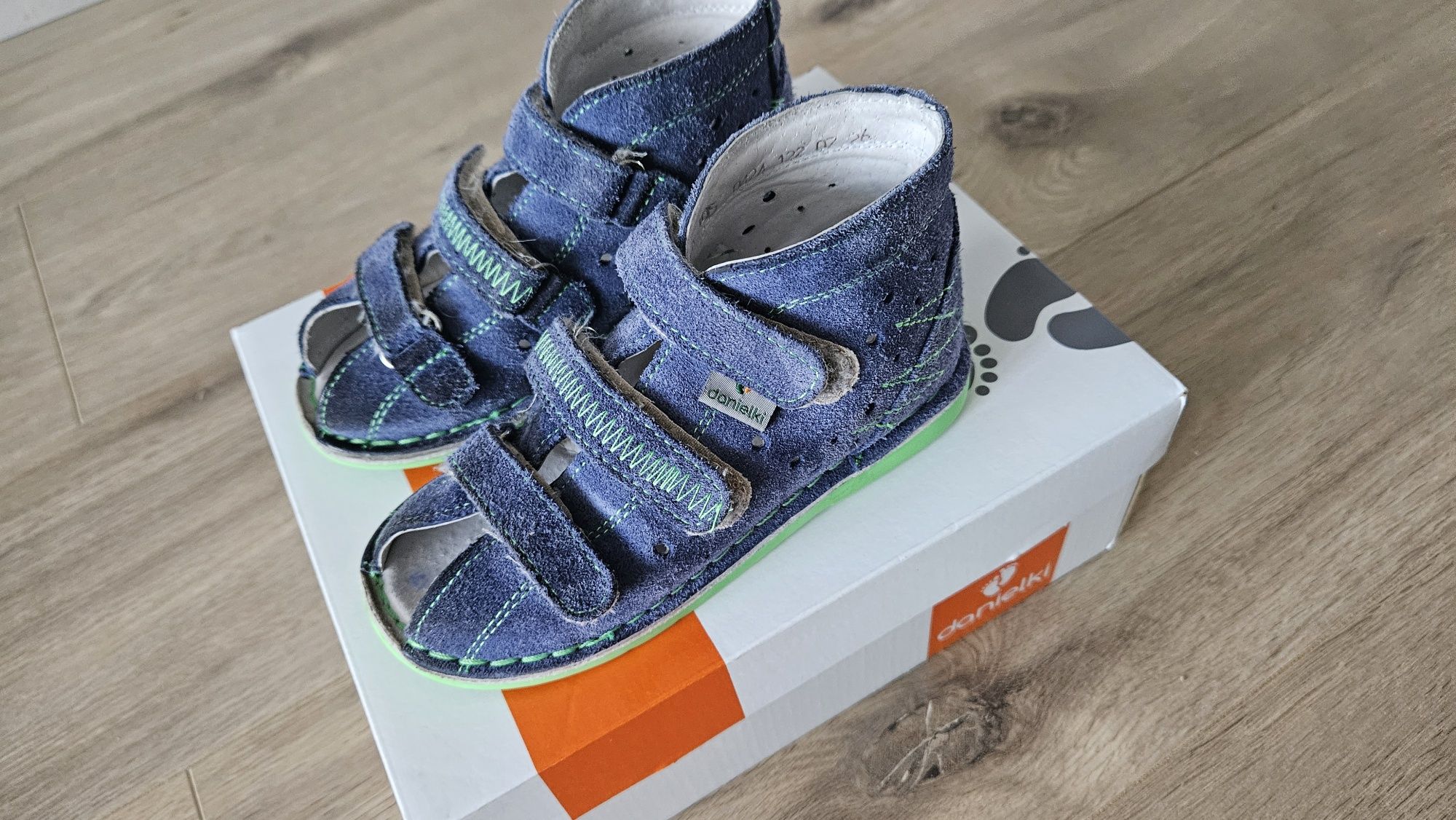 Danielki buty buciki ortopedyczne r. 26