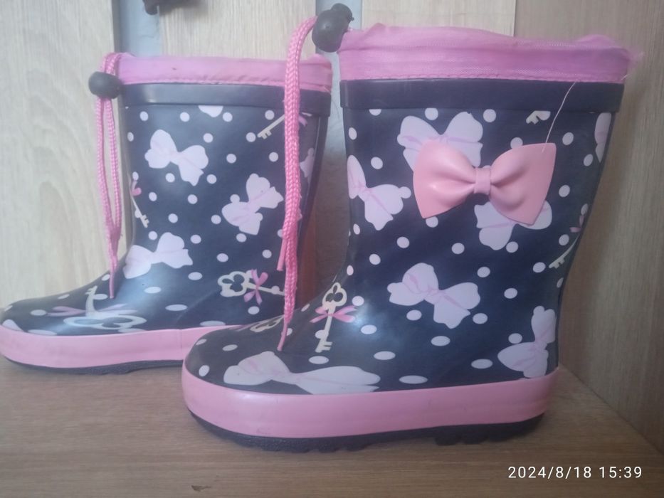 Гумові чобітки на дівчинку