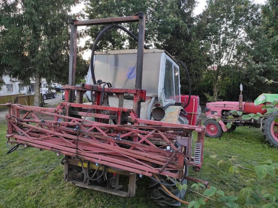 Ciągnik Ursus C-360 .1980r wraz z opryskiwaczem 15m