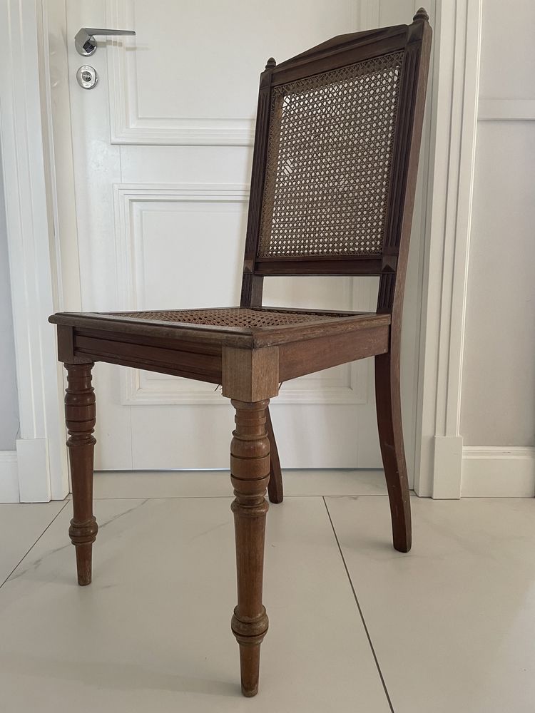 Krzeslo drewniane z plecionką wiedeńską do renowacji