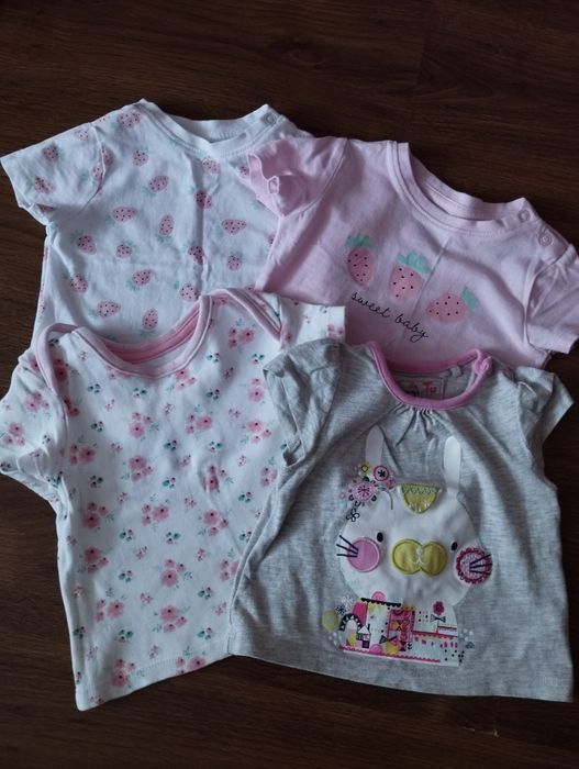 Футболочки для дівчинки