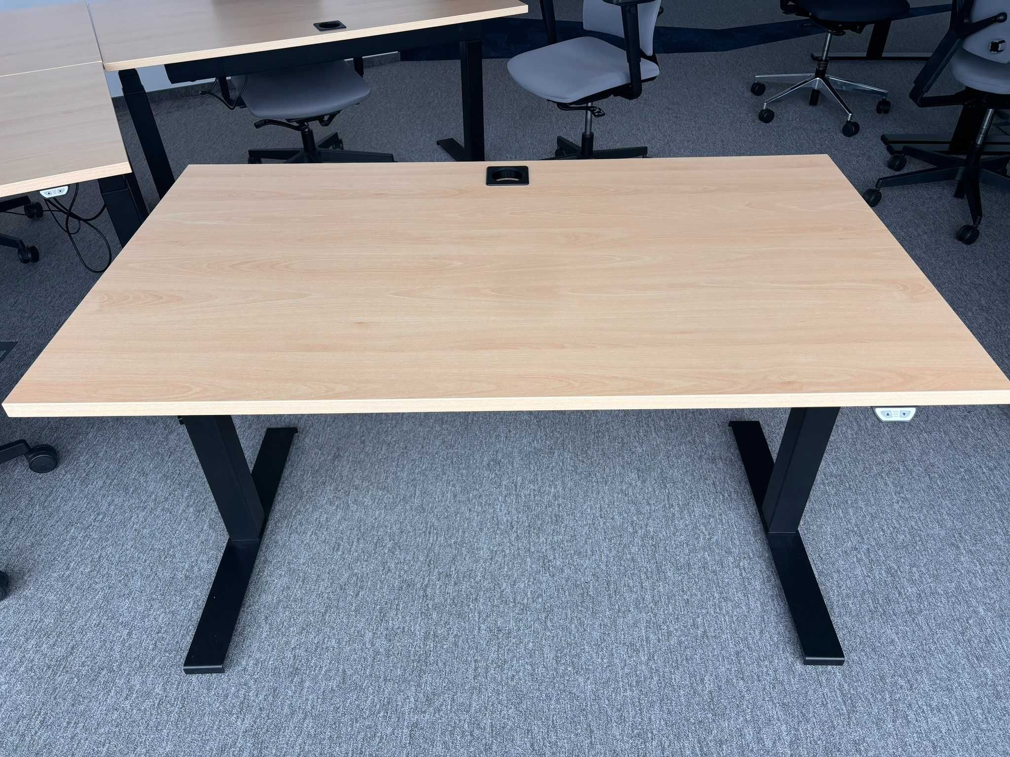Biurko regulowane elektrycznie Nowy Styl 140x80