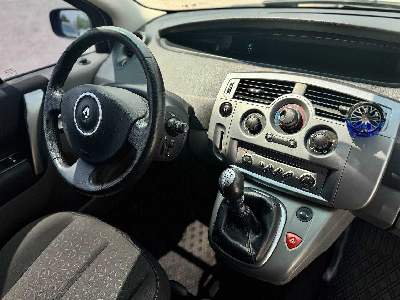 Renault Megane Scenic 2009р. 1.6 бензин(Перший внесок від 20%)