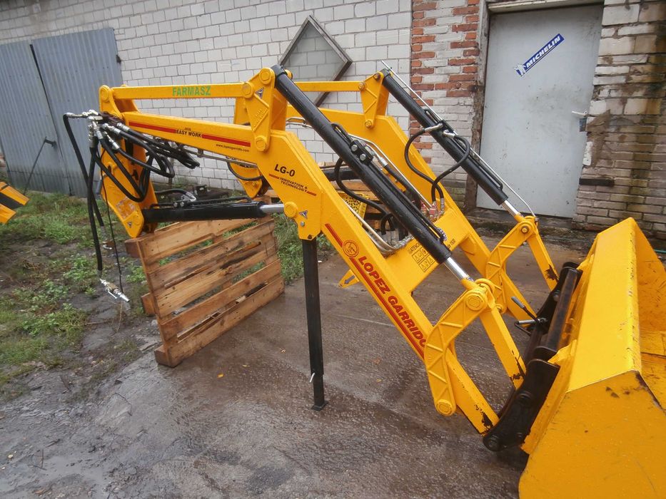 Ładowacz czołowy tur łyżka objętościowa