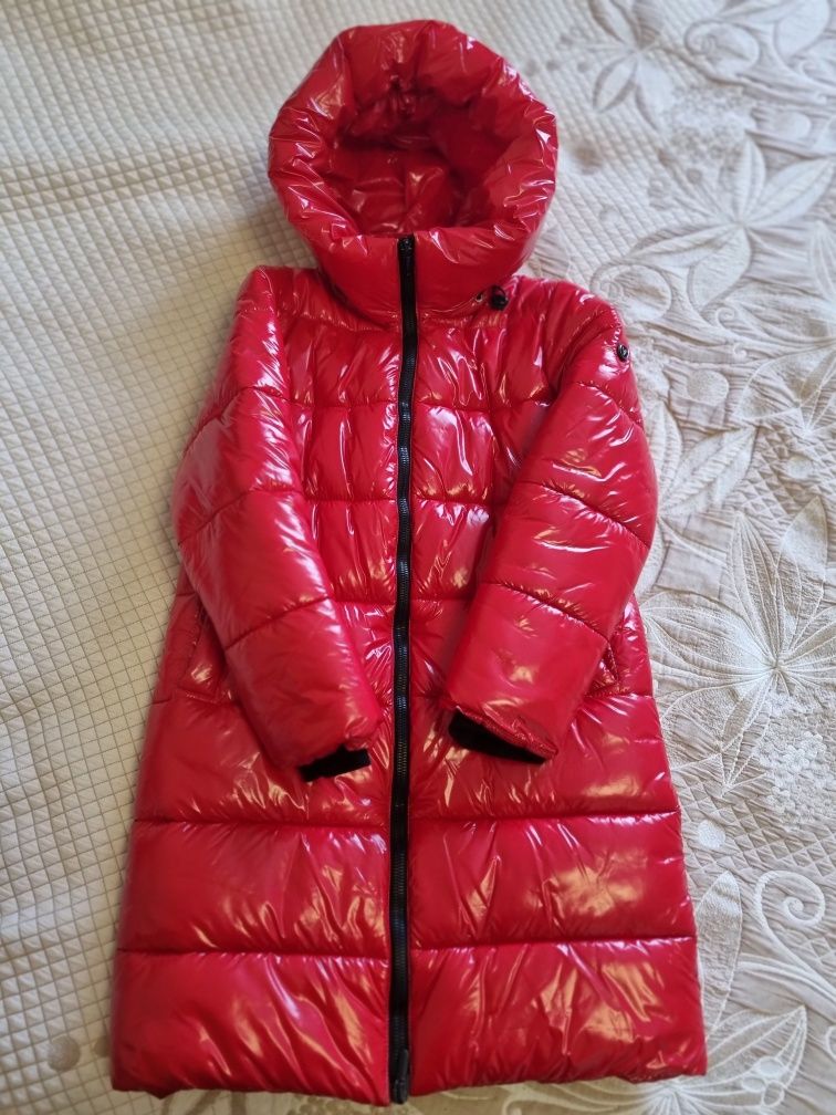 Зимове пальто на дівчинку 128 см