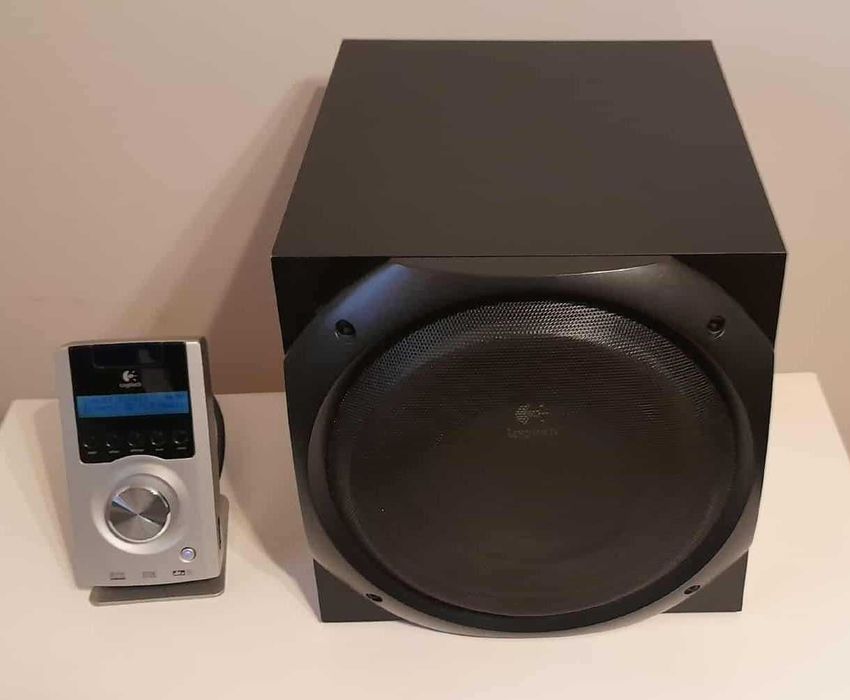 Subwoofer Logitech Z-5500 z panelem sterowania