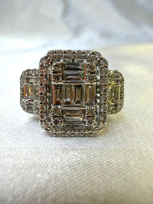 Pierścionek z diamentami naturalnymi 1.11 CT