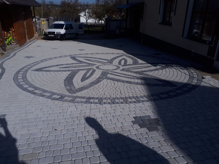 Працюємо швидко якісно.Все робимо під ключ.Приїзд майстра на заміри.