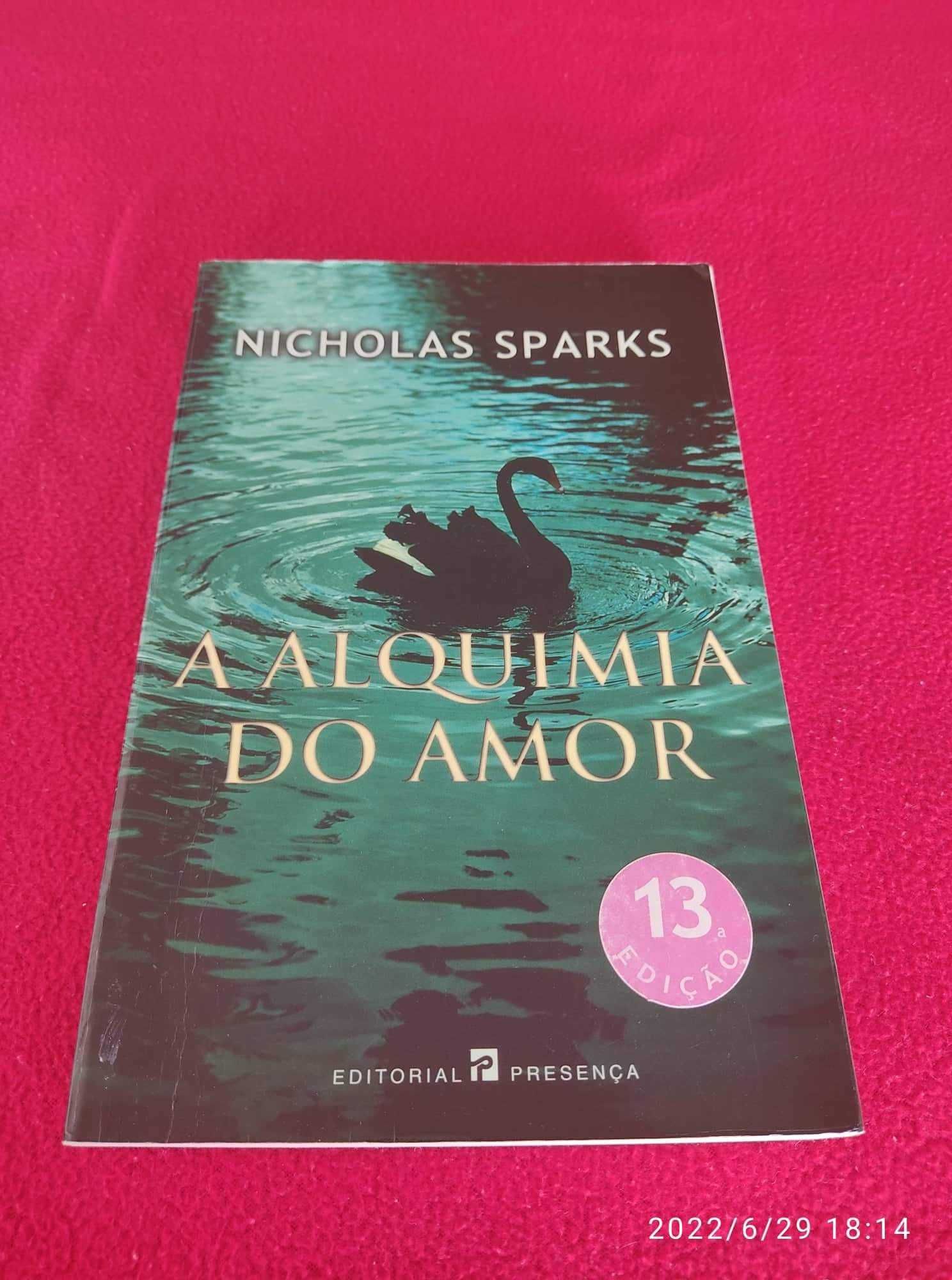 Vendo diversos livros