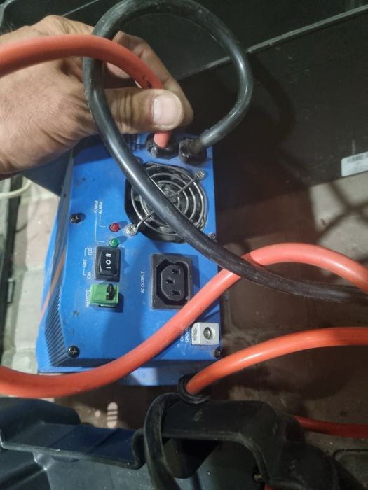 Инвектор + Акумулятор Victron energy phoenix 12/800