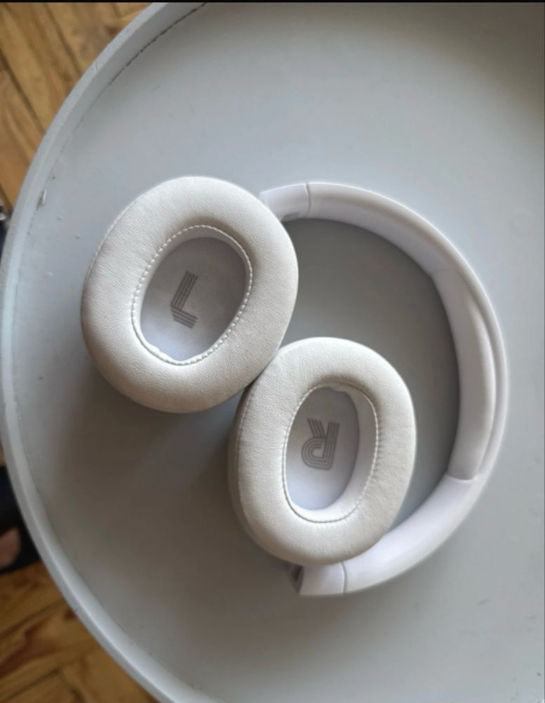 Phones NOVOS JBL Tune720BT