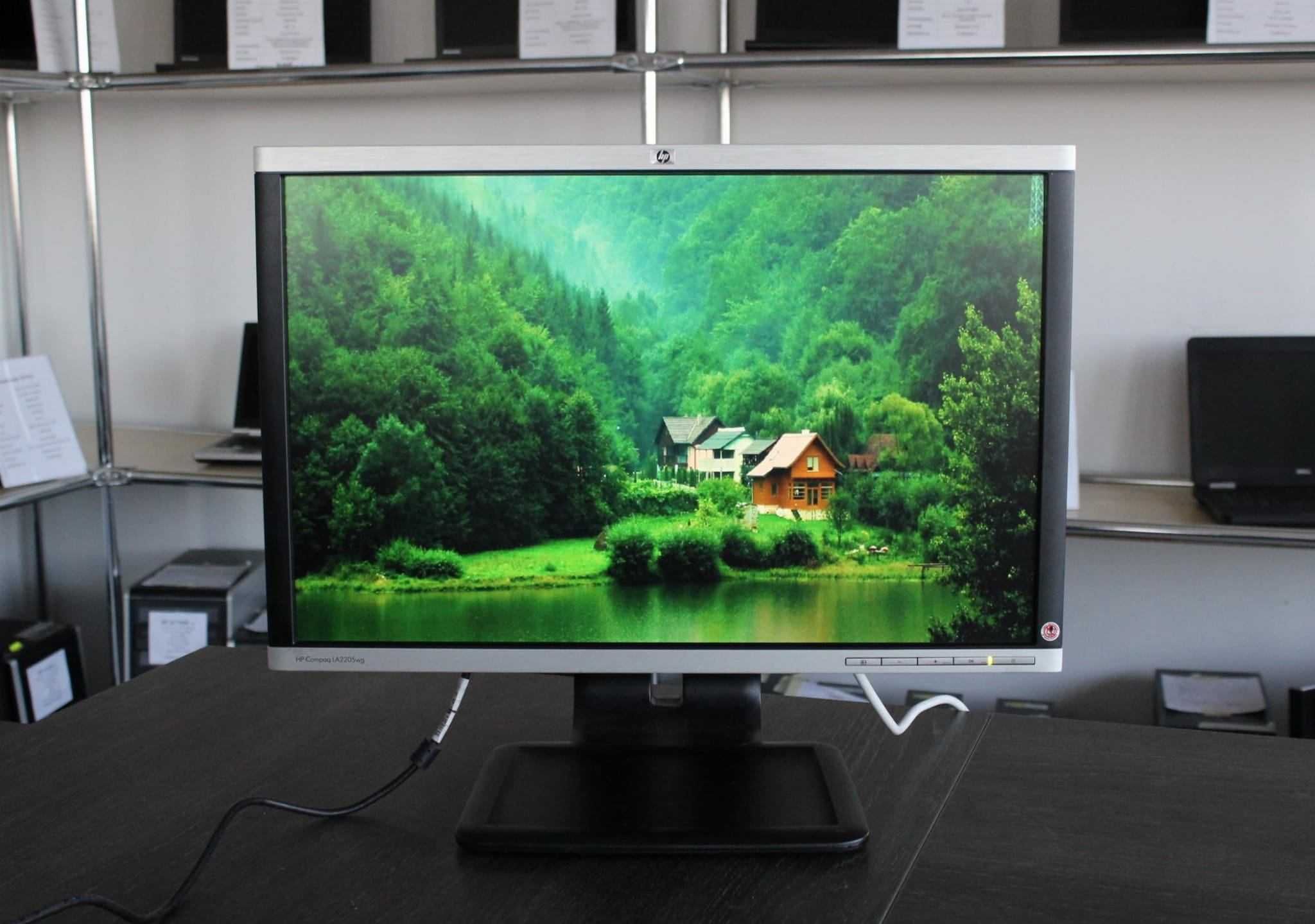 Tani Monitor LCD HP LA2205WG / 1680 x 1050 TN / 22 cale