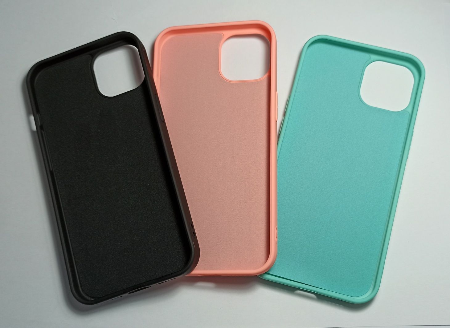 Capa Soft Touch P/ iPhone 13 / 13 Mini - Nova - 24h