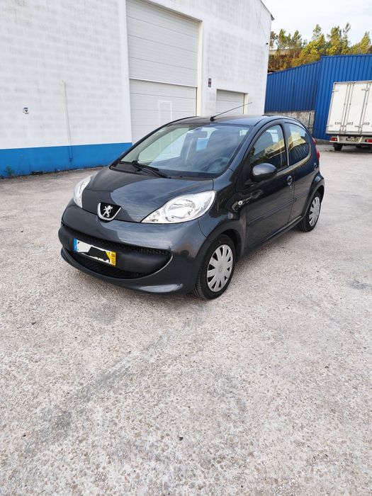 Peugeot 107 1.0 - Auto