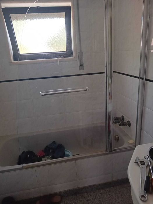 Resguardo de duche para banheira e espelho de wc