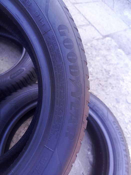 Sprzedam bardzo ładne opony Goodyear 195/55 r16