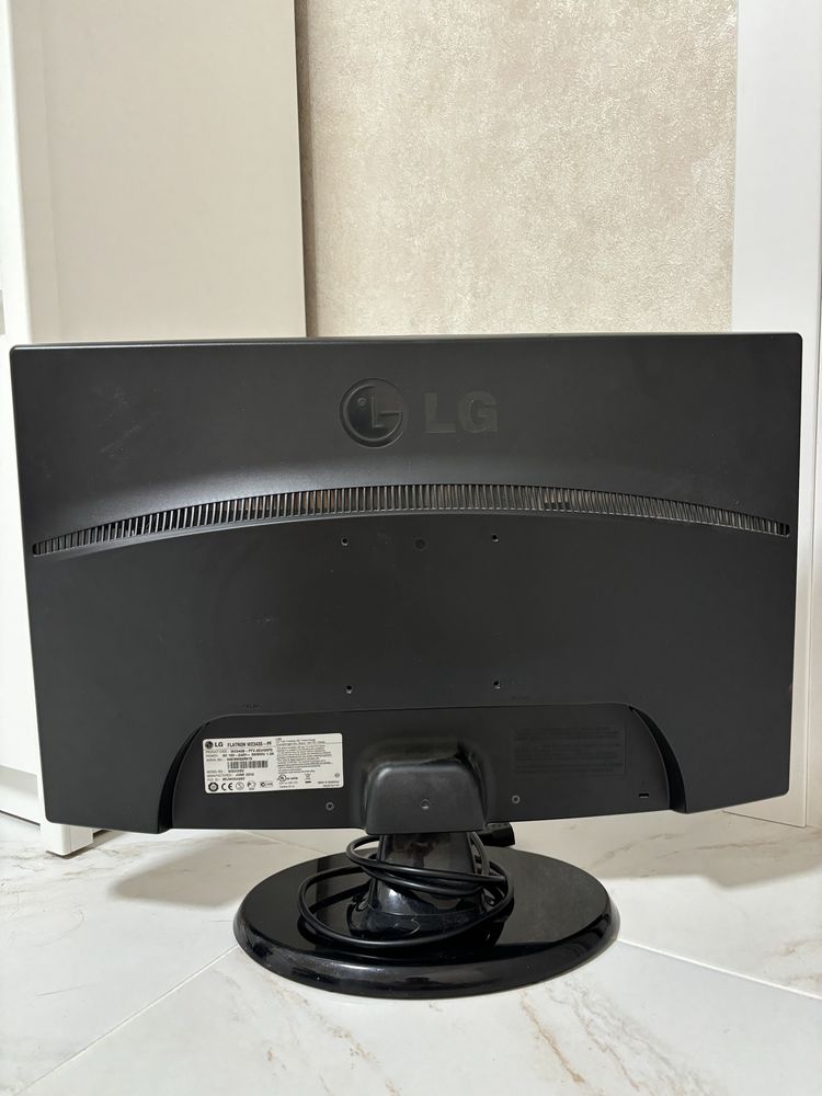 Монітор LG FLATRON W2343S- PF