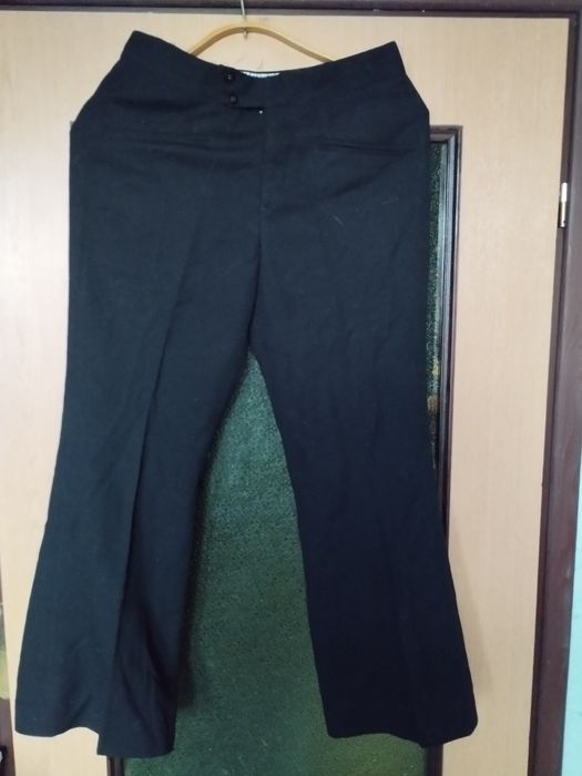 Брюки на мальчика новые пошиты на заказ,шерстяные.Смотрите фотографии.