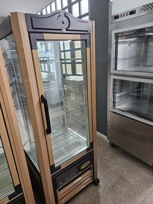 Vitrine refrigerada scaiola