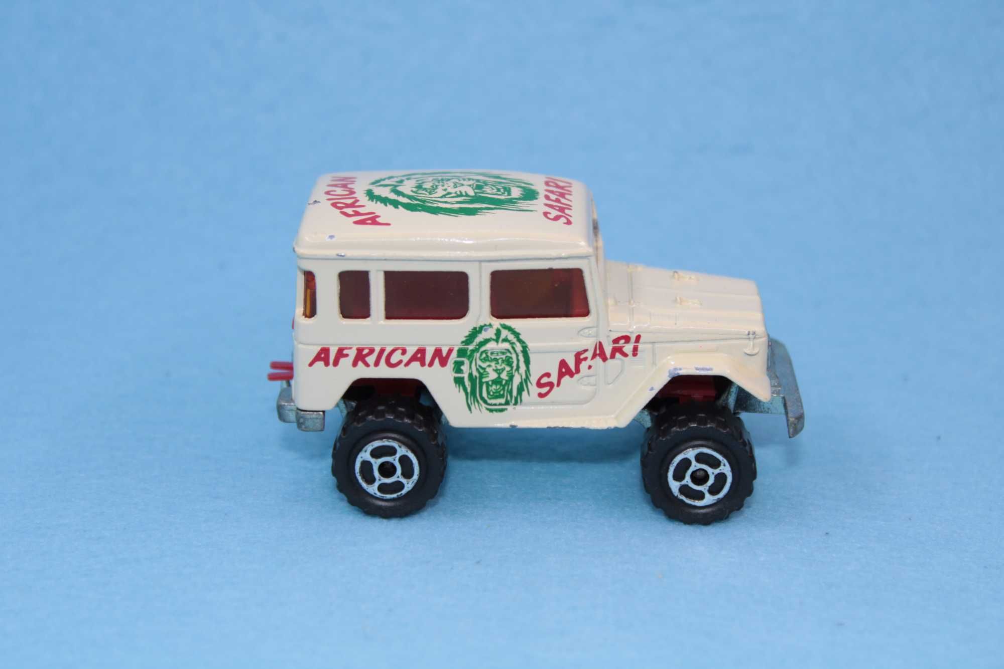 Miniatura antiga Majorette Toyota Land Cruiser