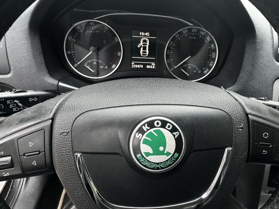 Продам Skoda Octavia 1.4 tsi 90kw(CAXA)