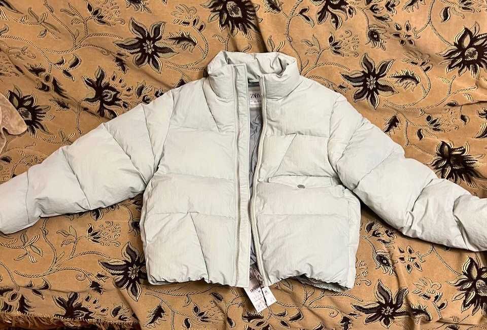 Жіноча зимова куртка