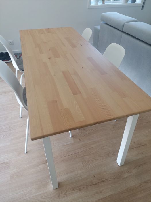 Mesa escandinava IKEA