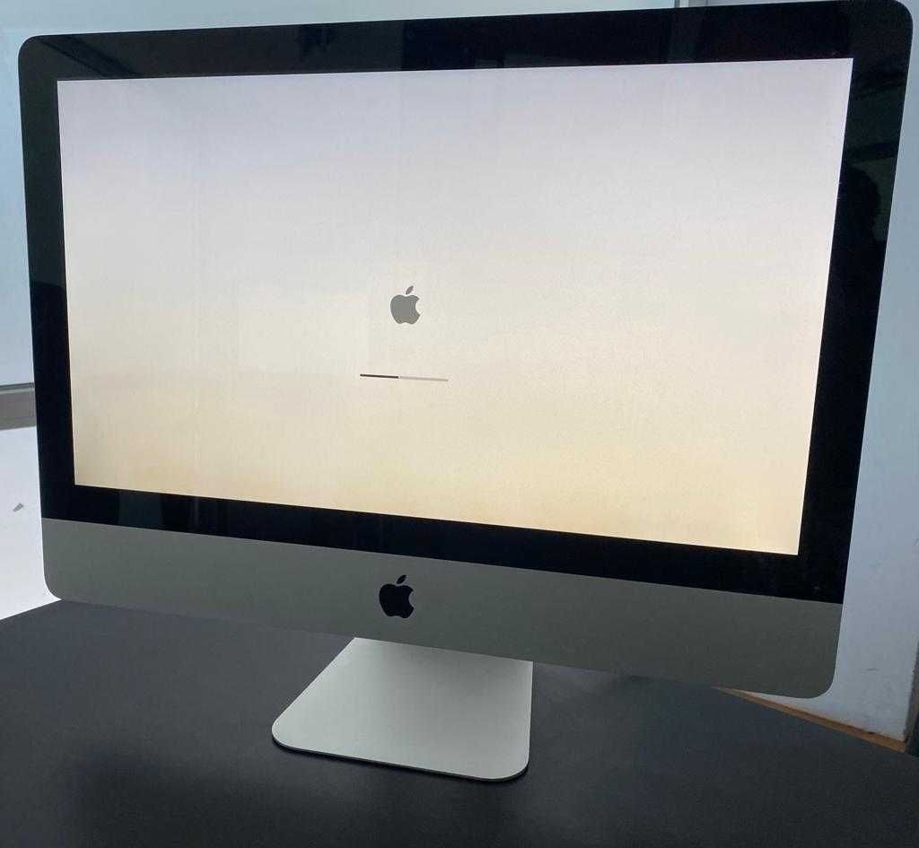 Imac 21.5” - Apple -  Intel i3. - 3.6 - Disco 500gb - RAM 8gb