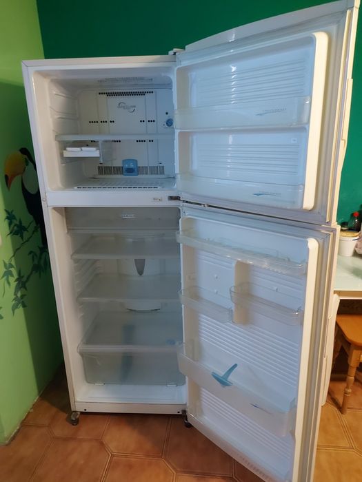 Продажа холодильника