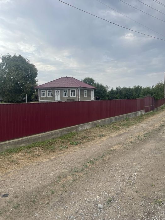Продається будинок в селі Сербичани