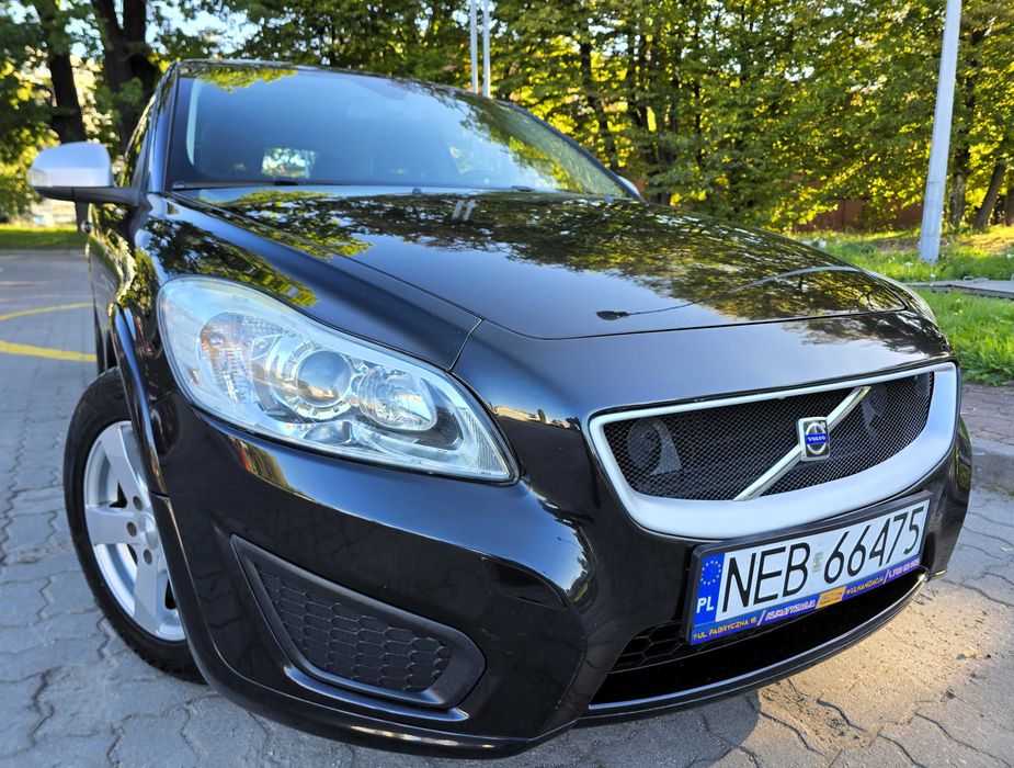 Volvo C30 Lift R-Design 1.6Diesel 2012r Bardzo Dobry Stan Nowe Opony