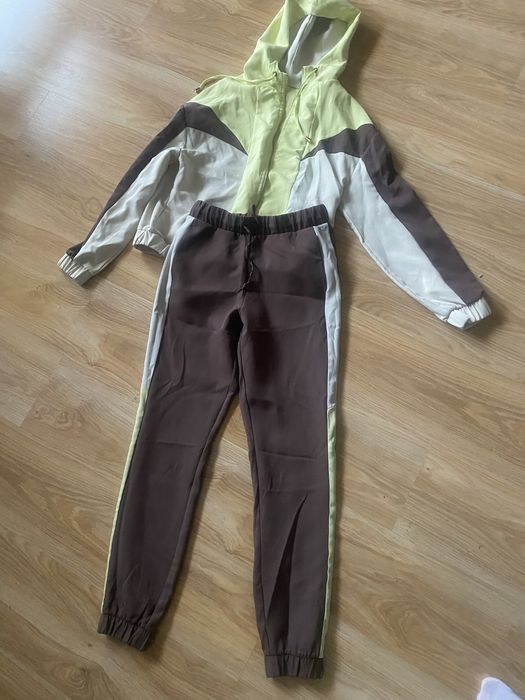 Dres damski dwuczesciowy