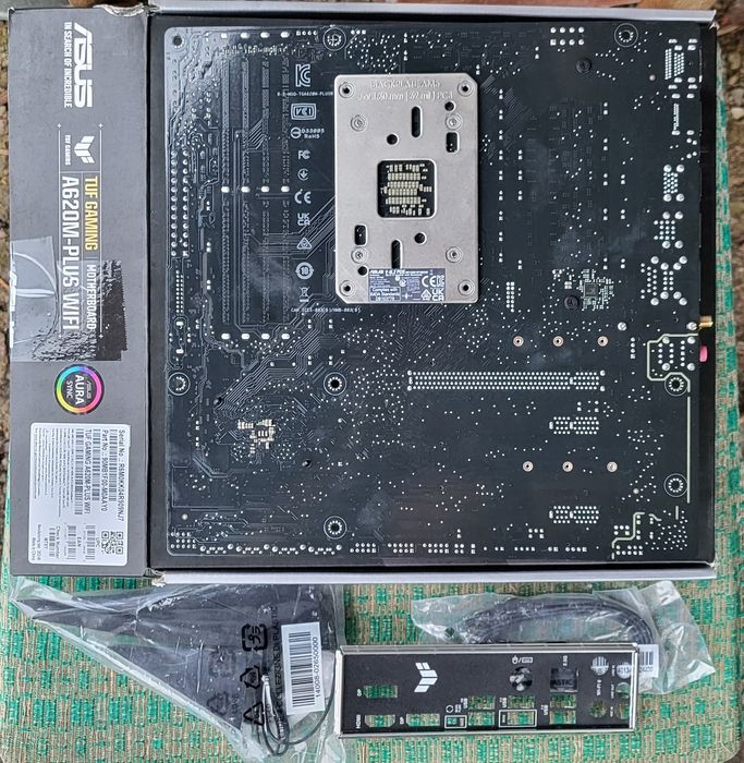 Материнська плата Asus TUF GAMING A620M-PLUS WIFI (sAM5, AMD A620)