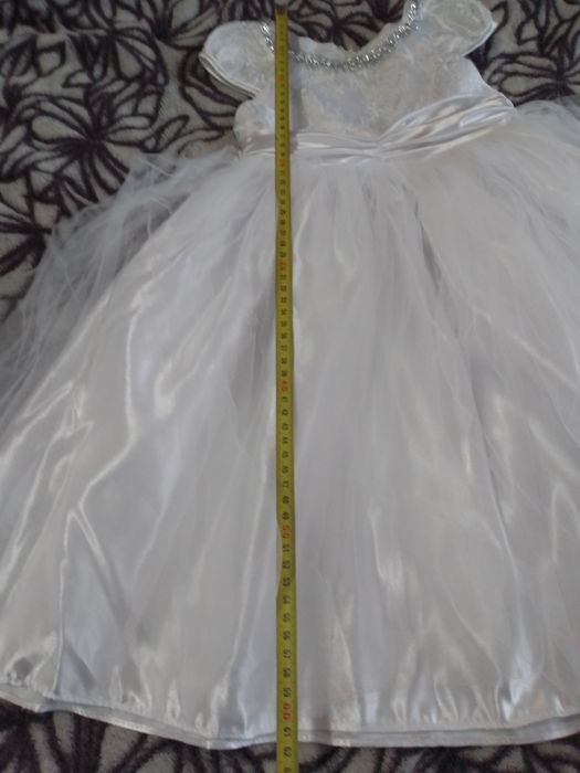 Святкова пишна сукня