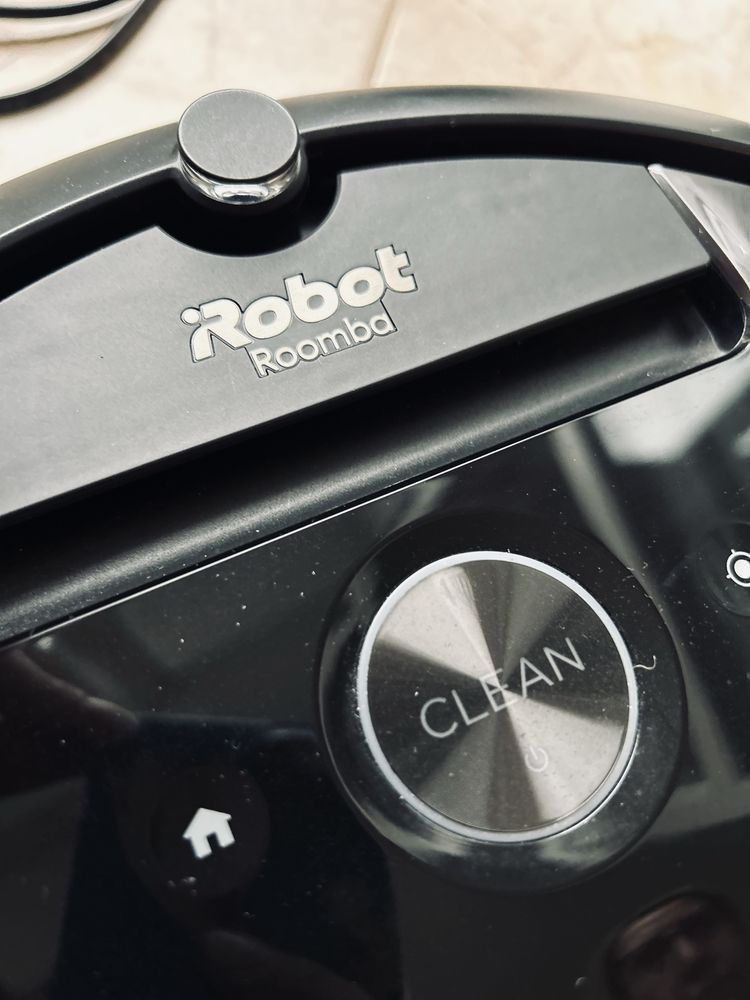 iRobot Roomba jak nowy odkurzacz