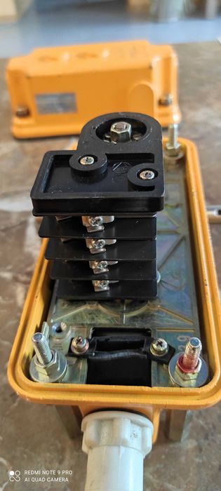 Концевой выключатель на краны Liebherr и другие.