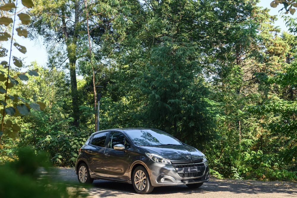Peugeot 208 1.2 PureTech Signature