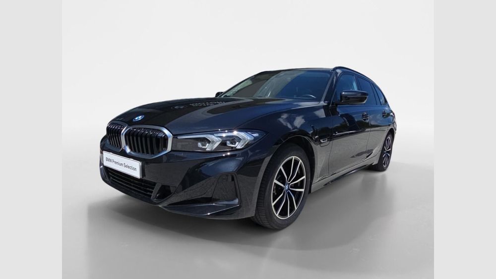 BMW 320 e Touring Auto