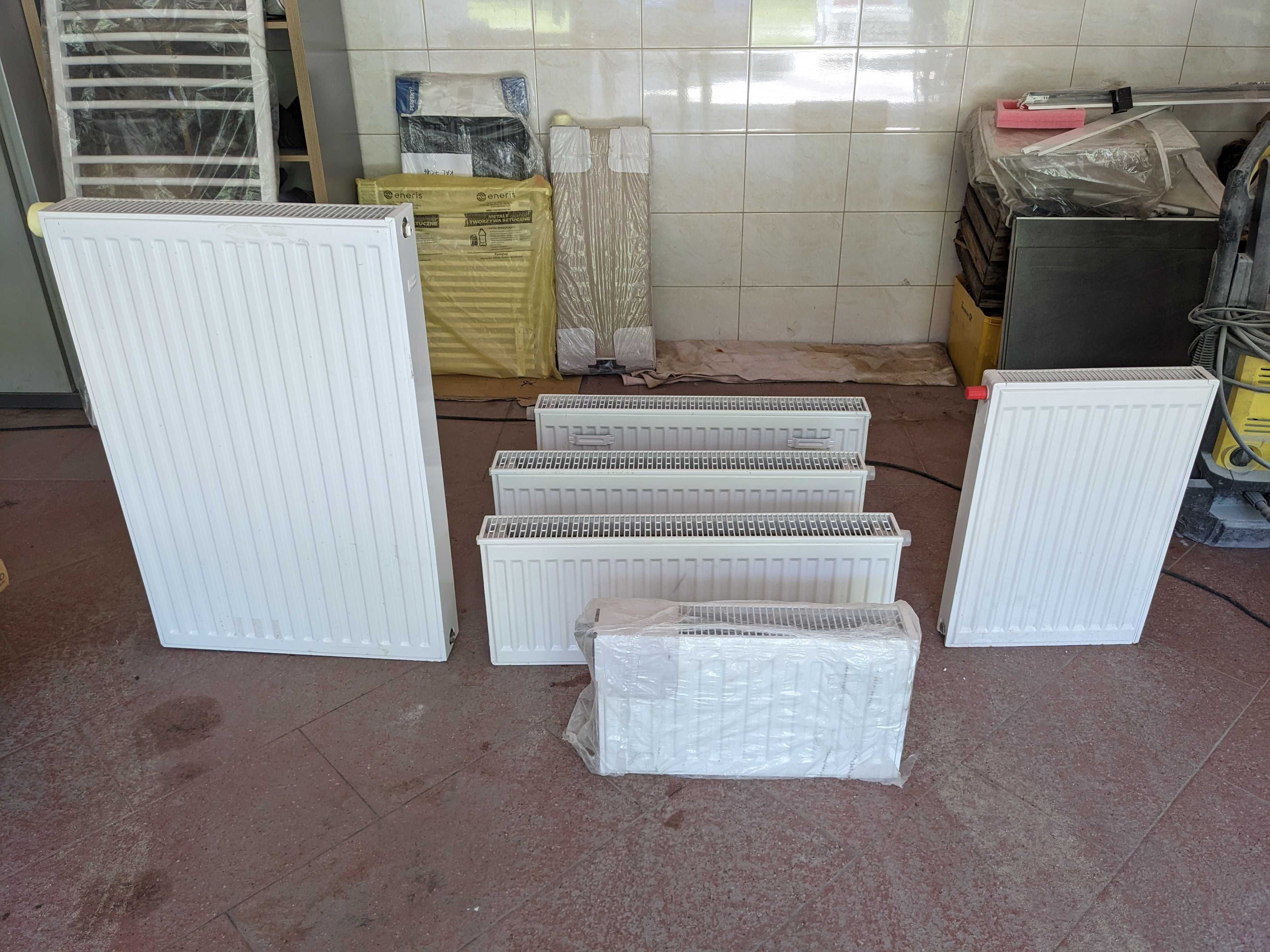 Grzejnik V11  600x600 Perfekt zasilanie prawe