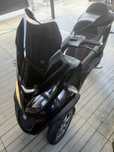 Moto Piaggio MP3 500
