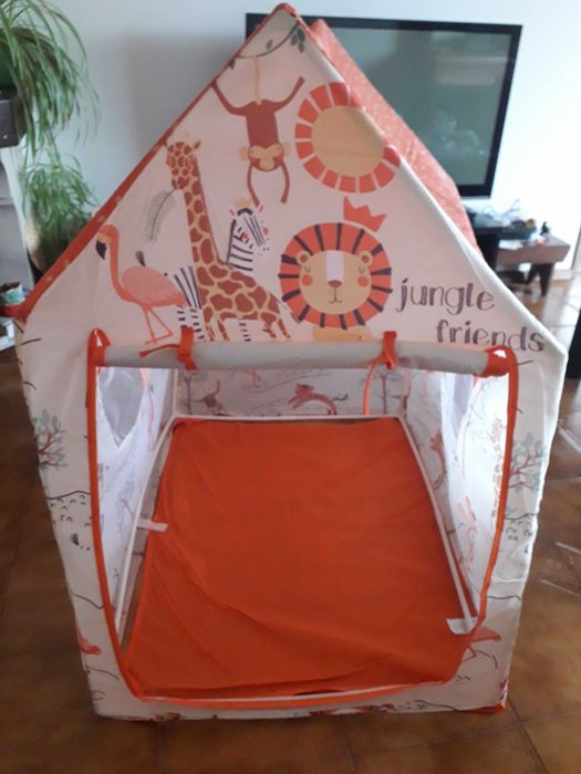 Cabana de brincar de tecido