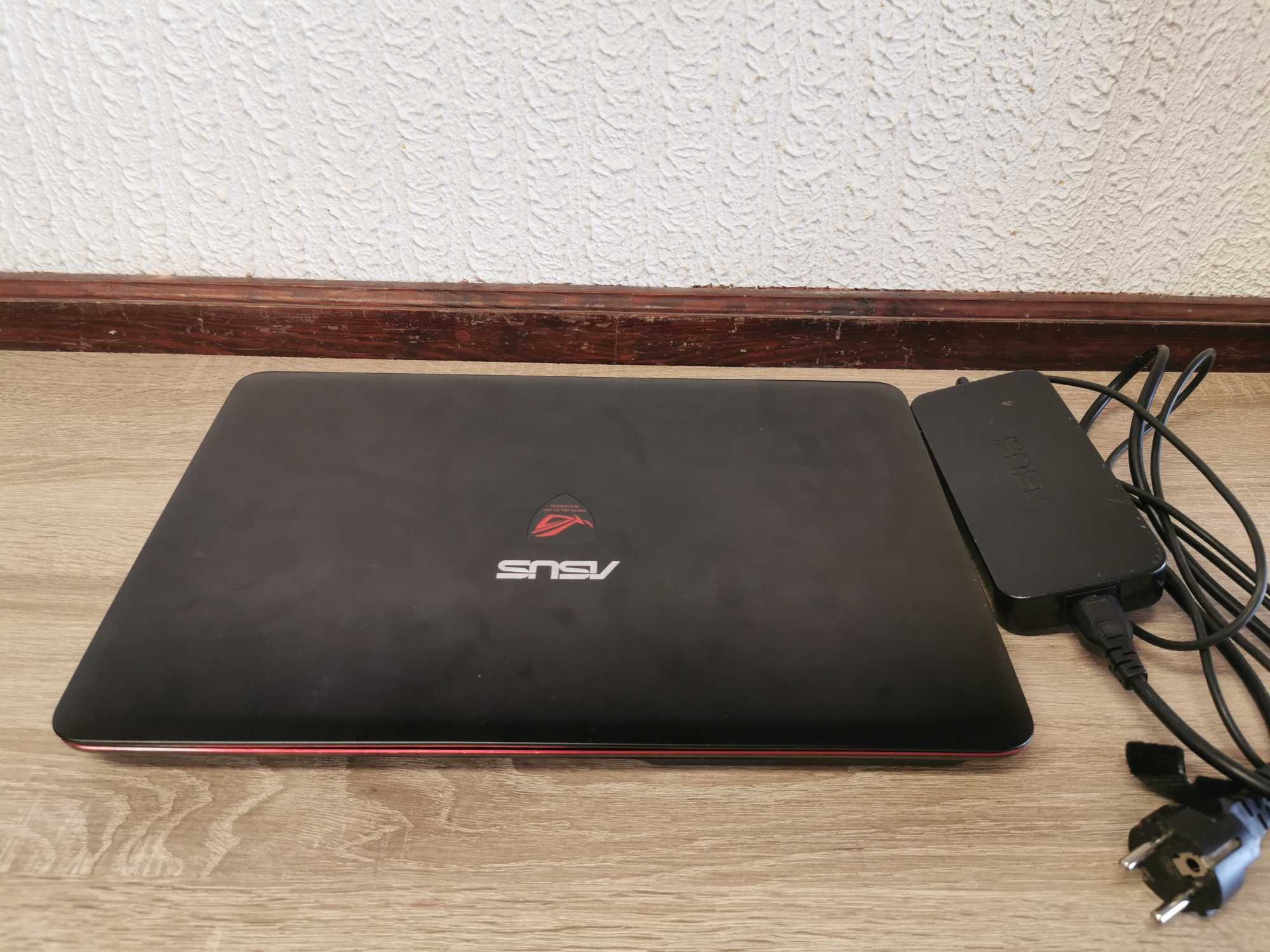 Portátil ASUS Republic Of Gamers Core i7 16GB ram SSD Windows 11
